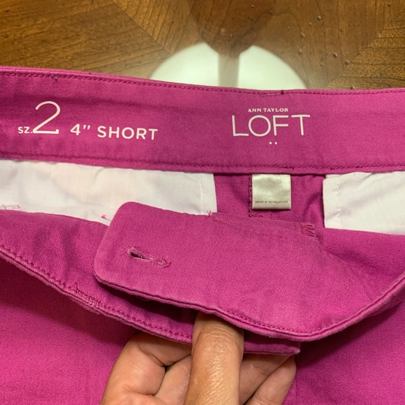 Loft shorts with scalloped detail. - Picture 2 of 3